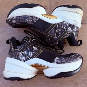 Michael Kors Black and Gold Olympia Sneakers Size 7.5 🖤💛